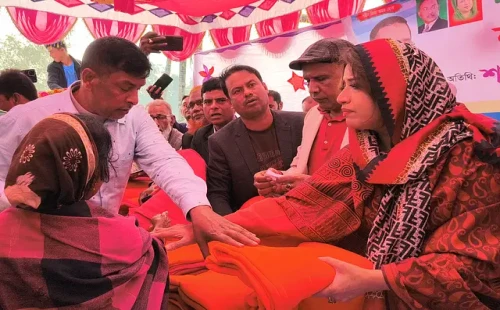 নির্বাচিত সরকার না আসলে দেশের সমস্যার সমাধান করা সম্ভব না: শামা ওবায়েদ