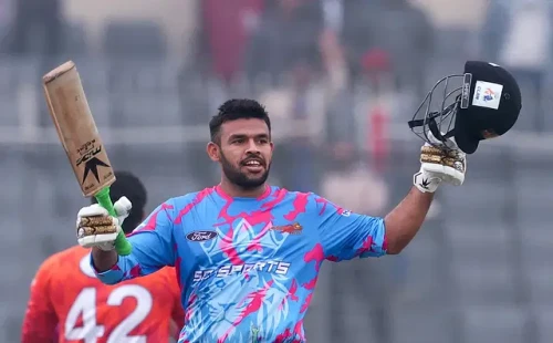 পাকিস্তানি উসমানের সেঞ্চুরিতে মিরপুরে রানের রেকর্ড