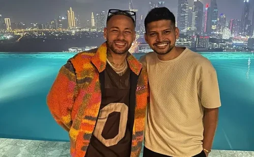 যেভাবে নেইমারের বন্ধু হলেন কিশোরগঞ্জের রবিন মিয়া