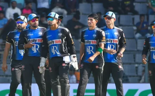 দুষ্টু কোকিল’ মেহেদী নেতা, সৌম্য-সাইফউদ্দিন ব্যবসায়ী—ক্রিকেটার না হলে কে কী হতেন