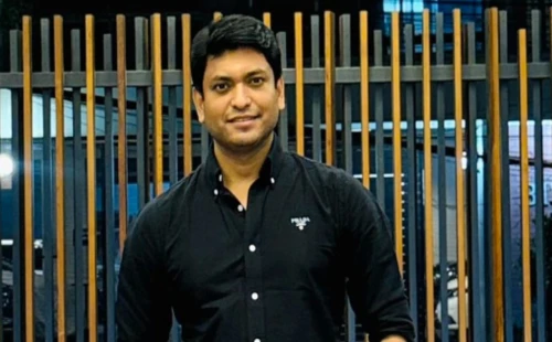 গুলিবিদ্ধ অভিনেতা আজাদ