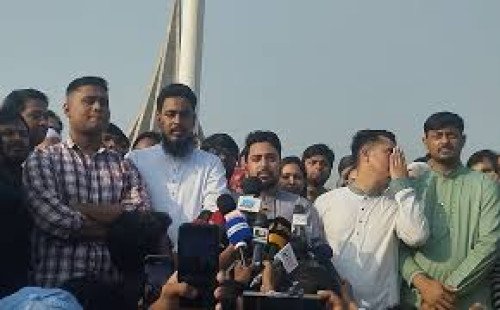 শাসনকাঠামো বদলে নতুন বাংলাদেশের যাত্রা শুরু করতে চাই: নাহিদ ইসলাম