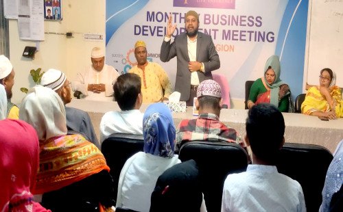 কুষ্টিয়ায় গার্ডেনিয়া জীবন বীমা কোম্পানির উদ্যোগে ইফতার ও দোয়া মাহফিল