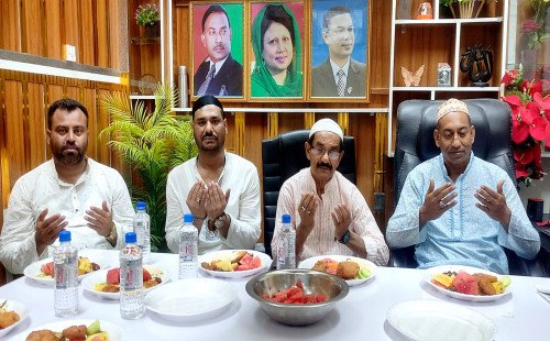 কুষ্টিয়ায় নতুন আঙ্গিকে দৈনিক স্বর্ণযুগ পত্রিকার পথচলা