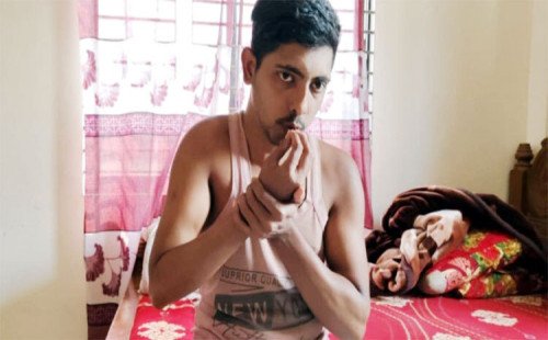 চার লাখ টাকা হলেই সুস্থ জীবনে ফিরবেন চবি ছাত্র আশিক