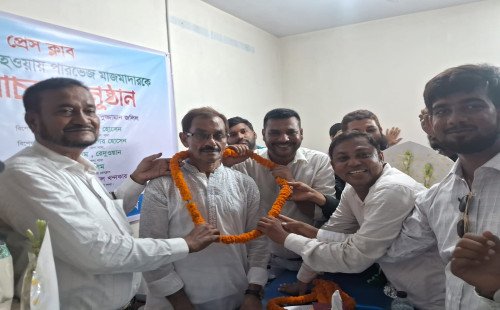 কুষ্টিয়ায় পারভেজ মাজমাদারকে সংবর্ধনা ও আলোচনা অনুষ্ঠান