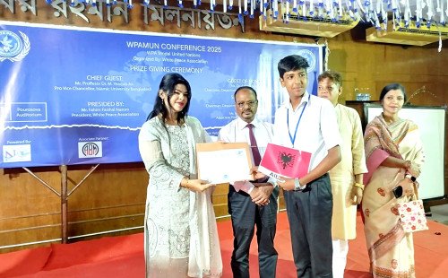 কুষ্টিয়া পৌর অডিটোরিয়ামে শিশু-কিশোরদের জাতিসংঘ অধিবেশন