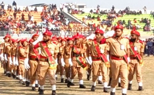 কুষ্টিয়ায় মহান বিজয় দিবসের কুচকাওয়াজে অংশ নিল সম্মিলিত বিএনসিসি দল