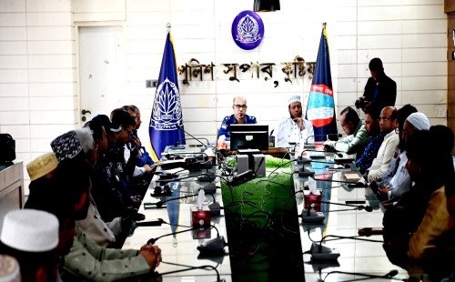 কুষ্টিয়ায় আইন-শৃঙ্খলা ও ট্রাফিক ব্যবস্থাপনা জোরদারে বিশেষ মতবিনিময় সভা