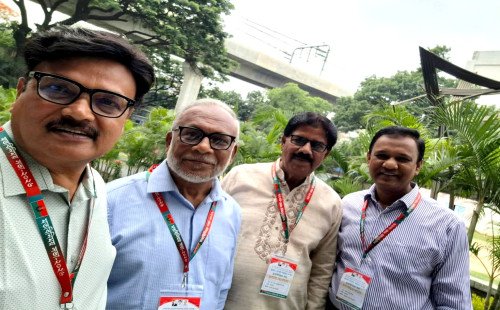 খামারবাড়িতে বিএনপির মতবিনিময় সভা: ঐক্য, গণতন্ত্র ও উন্নয়নের প্রত্যয়ে উজ্জীবিত নেতাকর্মীরা