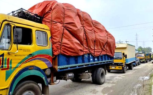 কুমারখালীর সৈয়দ মাছ-উদ-রুমী সেতুতে টোল পুনরায় চালু, টোল প্লাজায় যানজট, আন্দোলনের ডাক