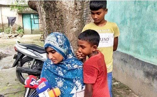 দৌলতপুরে পুলিশ কর্মকর্তার বিরুদ্ধে দ্বিতীয় বিয়ে ও নির্যাতনের অভিযোগ