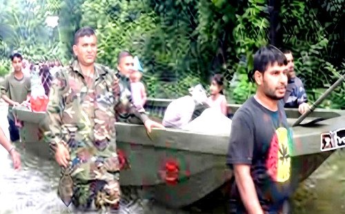 চট্টগ্রামের বন্যা পরিস্থিতি মোকাবিলায় সেনাবাহিনী মোতায়েন