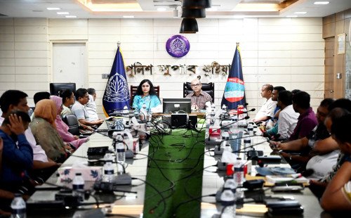 কুষ্টিয়ায় শিক্ষানবিশ দুই সহকারী পুলিশ সুপারের বিদায় সংবর্ধনা