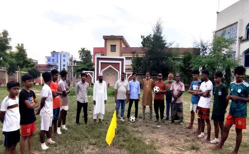 কুষ্টিয়ায় মানবতা সামাজিক সংগঠন আয়োজিত মহিউদ্দিন আহম্মেদ  সাগর স্মৃতি মিনিবার ফুটবল টুর্ণামেন্টের শুভ উদ্বোধন