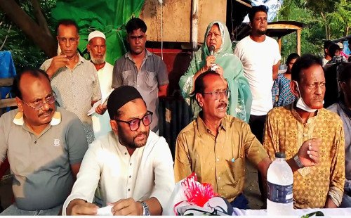 কুষ্টিয়ায় পুরাতন বাঁধে মতবিনিময় সভায় জনতার কথা শুনলেন বিএনপি নেতা কাজল মাজমাদার