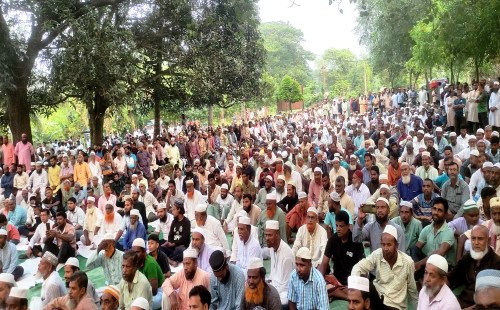 বন্ধ চিনিকল চালুর দাবিতে কুষ্টিয়া সুগার মিলের ফটকে জামায়াতের সমাবেশ